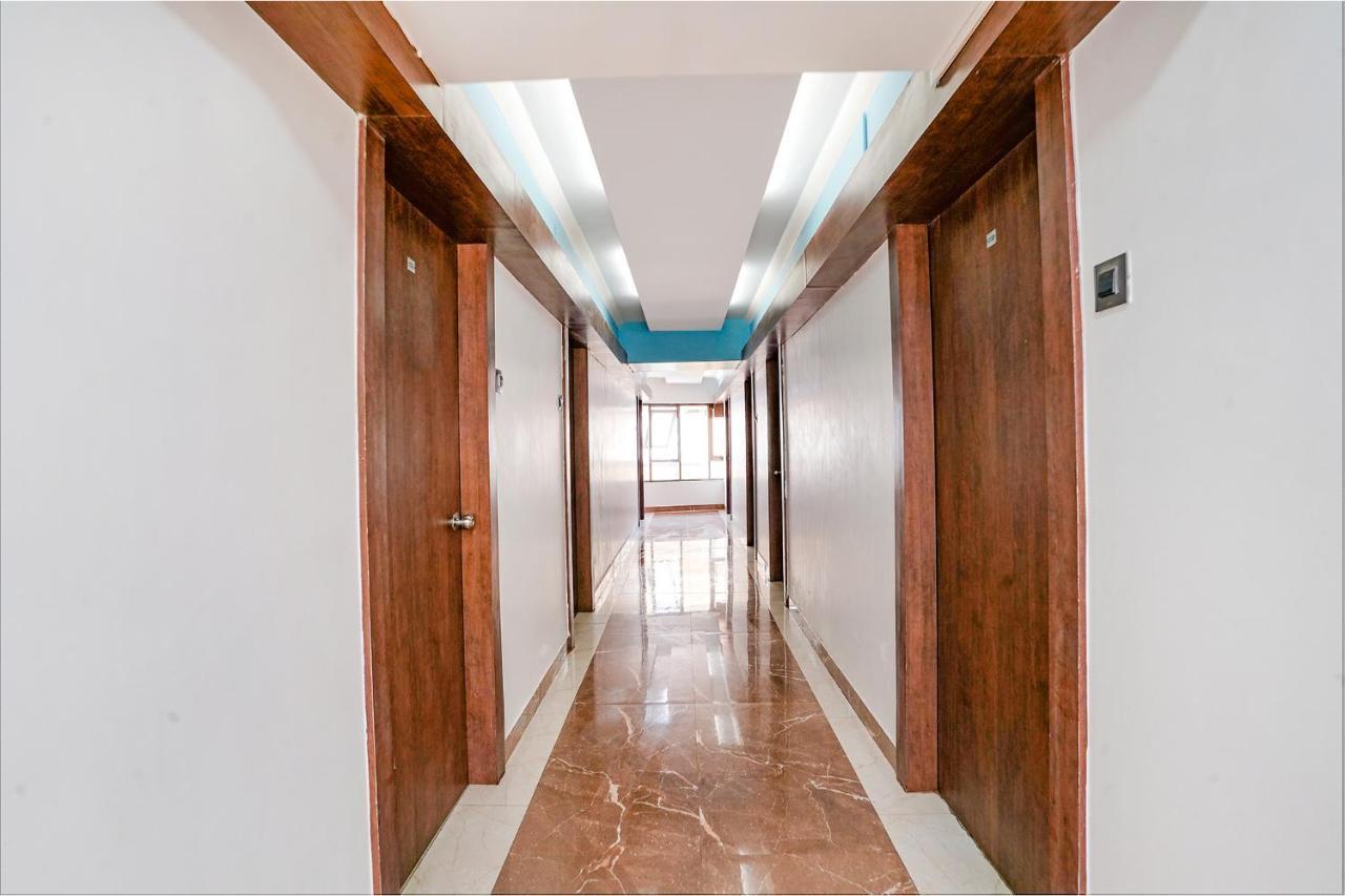 Hotel Fabexpress White House - Nr Midc Khargar Koparpāda Zewnętrze zdjęcie