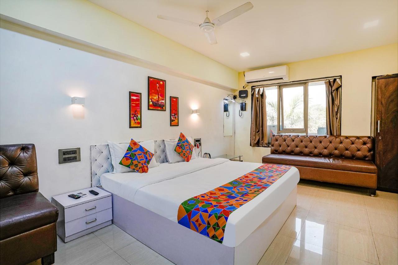 Hotel Fabexpress White House - Nr Midc Khargar Koparpāda Zewnętrze zdjęcie