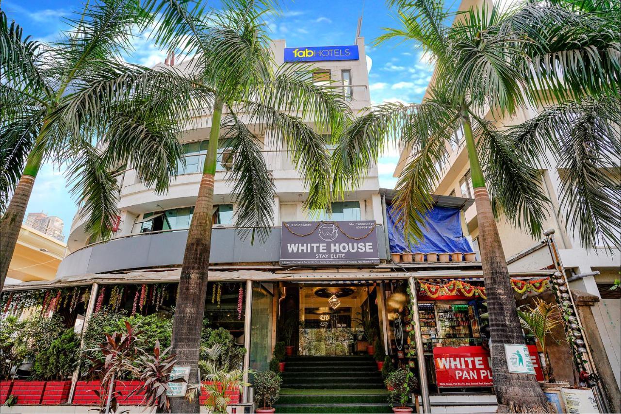Hotel Fabexpress White House - Nr Midc Khargar Koparpāda Zewnętrze zdjęcie